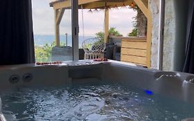 Le Manoir: chambre d’hôte de charme avec jacuzzi privatif